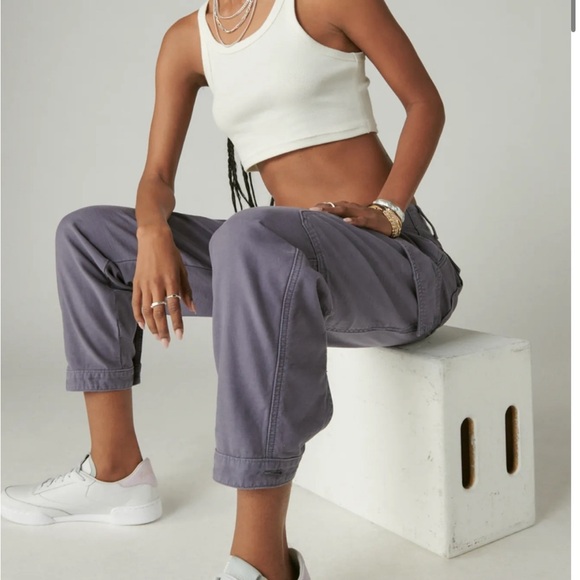 100% cotton Lucky Brand cargo pants - Picture 3 of 8